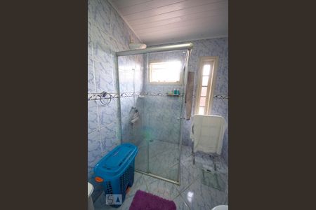 Casa à venda com 450m², 5 quartos e 4 vagasBanheiro da Suíte