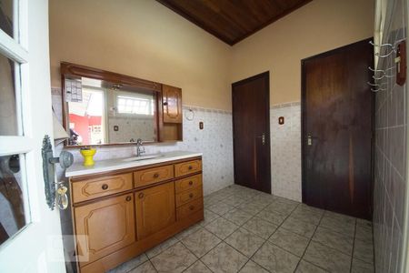 Casa à venda com 450m², 5 quartos e 4 vagasBanheiro 3