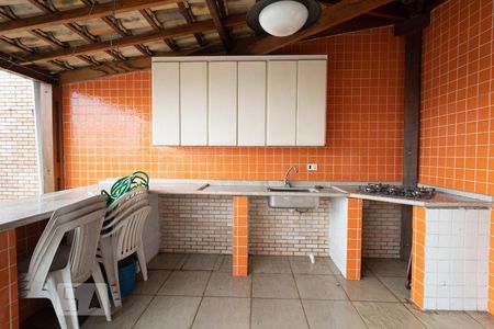 Apartamento à venda com 180m², 3 quartos e 2 vagasChurrasqueira