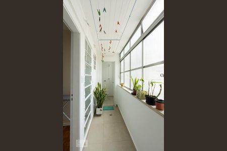 Apartamento à venda com 106m², 3 quartos e 1 vaga Apartamento à venda com 106m², 3 quartos e 1 vagaÁrea de Serviço