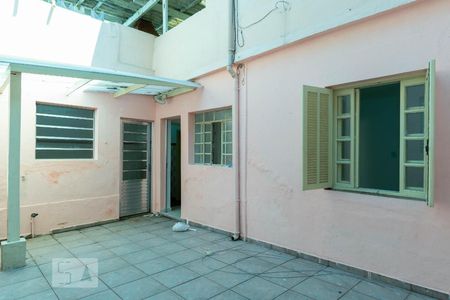 Casa para alugar com 40m², 1 quarto e sem vaga Casa para alugar com 40m², 1 quarto e sem vagaFachada