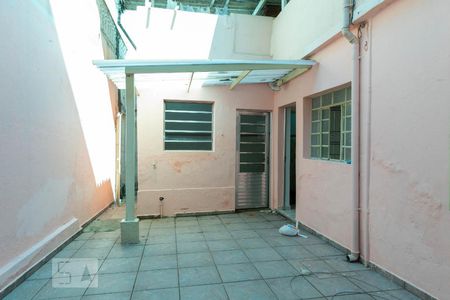 Casa para alugar com 40m², 1 quarto e sem vaga Casa para alugar com 40m², 1 quarto e sem vagaÁrea Externa