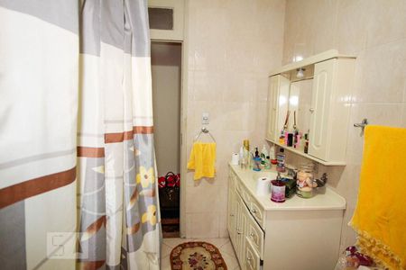 Apartamento à venda com 156m², 4 quartos e sem vaga Apartamento à venda com 156m², 4 quartos e sem vagaBanheiro