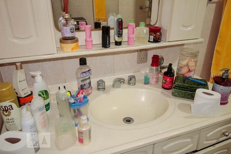 Apartamento à venda com 156m², 4 quartos e sem vaga Apartamento à venda com 156m², 4 quartos e sem vagaBanheiro