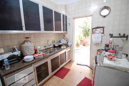 Apartamento à venda com 156m², 4 quartos e sem vaga Apartamento à venda com 156m², 4 quartos e sem vagaCozinha