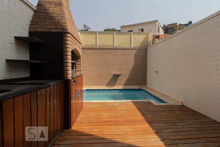 Casa à venda com 611m², 3 quartos e 4 vagasÁrea comum - Piscina