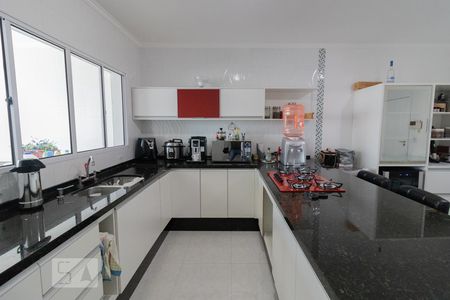 Casa à venda com 611m², 3 quartos e 4 vagasCozinha