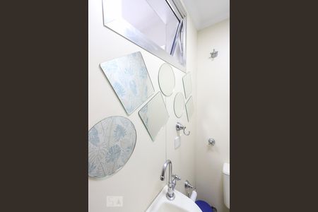 Apartamento à venda com 95m², 2 quartos e 2 vagas Apartamento à venda com 95m², 2 quartos e 2 vagasLavabo