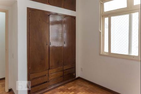 Quarto 1 de apartamento à venda com 2 quartos, 70m² em Tijuca, Rio de Janeiro
