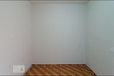 Quarto 3 de casa para alugar com 4 quartos, 85m² em Caiçaras, Belo Horizonte