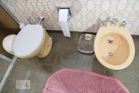 Casa para alugar com 300m², 4 quartos e 8 vagasBanheiro do Quarto 3