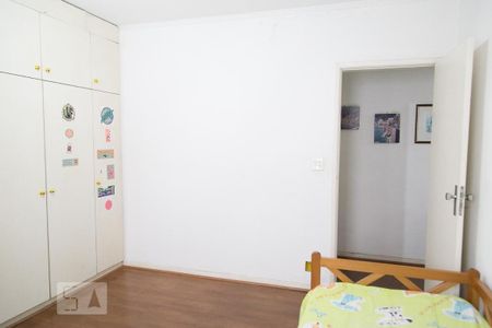 Casa para alugar com 300m², 4 quartos e 8 vagasQuarto 2