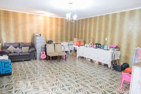 Casa para alugar com 300m², 4 quartos e 8 vagasEdícula