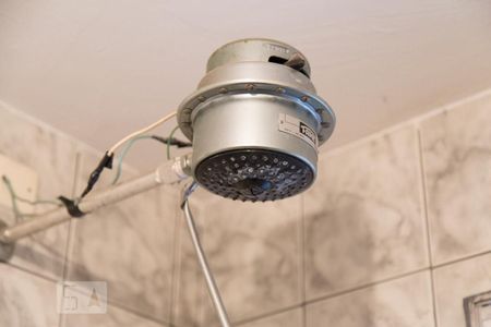 Casa para alugar com 300m², 4 quartos e 8 vagasBanheiro de Serviço