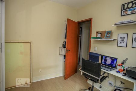 Quarto 1 de apartamento para alugar com 3 quartos, 107m² em Freguesia de Jacarepaguá, Rio de Janeiro