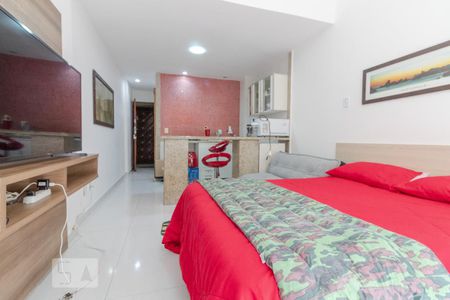 Quarto de kitnet/studio para alugar com 1 quarto, 28m² em Copacabana, Rio de Janeiro