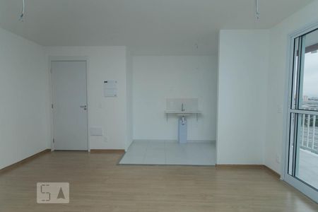 Sala de apartamento à venda com 2 quartos, 48m² em Parque Industrial Tomas Edson, São Paulo