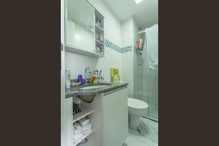 Banheiro de apartamento à venda com 1 quarto, 31m² em Água Branca, São Paulo