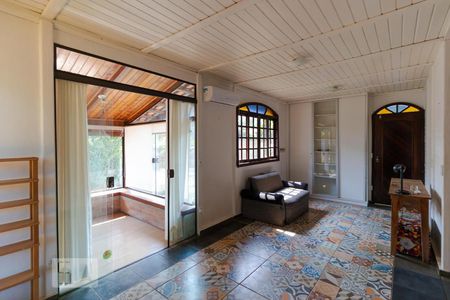 Sala 01 de casa para alugar com 2 quartos, 140m² em Chácara Santa Margarida, Campinas