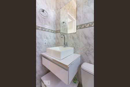 Apartamento à venda com 58m², 2 quartos e 1 vaga Apartamento à venda com 58m², 2 quartos e 1 vagaBanheiro