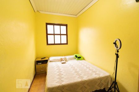 Casa à venda com 150m², 4 quartos e 2 vagas Casa à venda com 150m², 4 quartos e 2 vagasQuarto 4