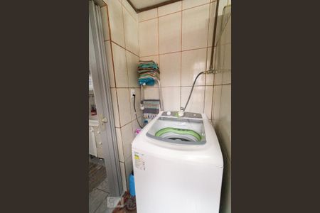 Casa à venda com 150m², 4 quartos e 2 vagas Casa à venda com 150m², 4 quartos e 2 vagasÁrea de Serviço