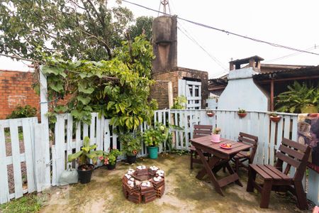 Casa à venda com 150m², 4 quartos e 2 vagas Casa à venda com 150m², 4 quartos e 2 vagasPlayground