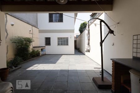 Casa à venda com 226m², 3 quartos e 3 vagasQuintal