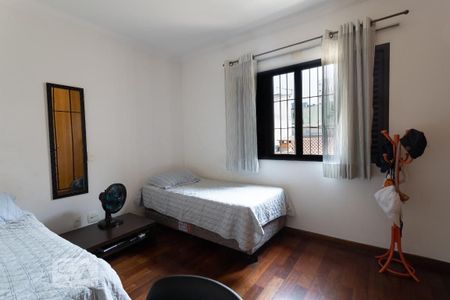 Casa à venda com 226m², 3 quartos e 3 vagasQuarto 2