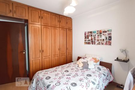 Casa de condomínio à venda com 420m², 4 quartos e 4 vagasSuíte 2