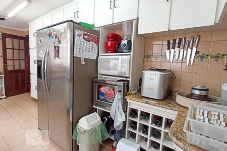 Casa de condomínio à venda com 420m², 4 quartos e 4 vagasCozinha