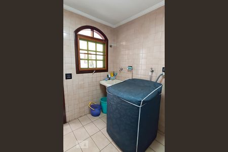 Casa de condomínio à venda com 420m², 4 quartos e 4 vagasÁrea de serviço