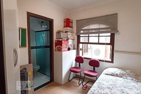 Casa de condomínio à venda com 420m², 4 quartos e 4 vagasSuíte 3