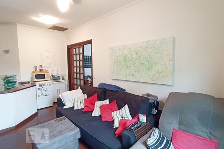 Casa de condomínio à venda com 420m², 4 quartos e 4 vagasSala TV (andar superior)