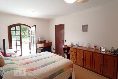 Casa de condomínio à venda com 420m², 4 quartos e 4 vagasSuíte 4