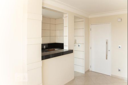 Sala de apartamento para alugar com 2 quartos, 45m² em Jardim Santa Teresinha, São Paulo