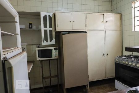Casa para alugar com 240m², 5 quartos e 2 vagas Casa para alugar com 240m², 5 quartos e 2 vagasCozinha
