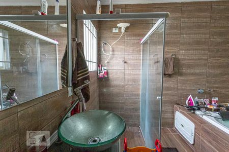 Casa à venda com 356m², 5 quartos e 4 vagas Casa à venda com 356m², 5 quartos e 4 vagasBanheiro Quarto 1 - suite