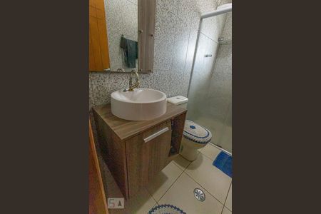 Casa à venda com 356m², 5 quartos e 4 vagas Casa à venda com 356m², 5 quartos e 4 vagasBanheiro social