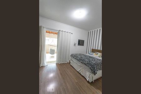 Casa à venda com 356m², 5 quartos e 4 vagas Casa à venda com 356m², 5 quartos e 4 vagasQuarto 1 - suite