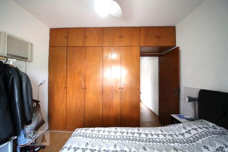 Casa à venda com 180m², 3 quartos e 2 vagasQuarto 1