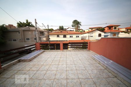 Casa à venda com 180m², 3 quartos e 2 vagasTerraço