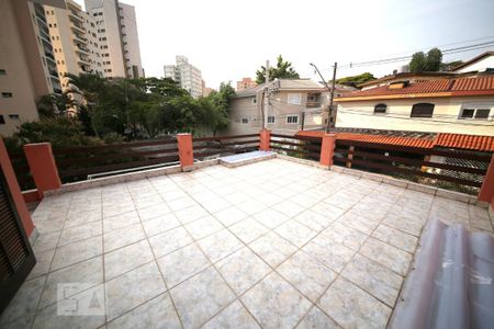 Casa à venda com 180m², 3 quartos e 2 vagasTerraço