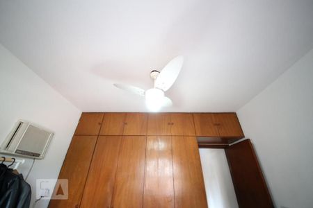 Casa à venda com 180m², 3 quartos e 2 vagasQuarto 1