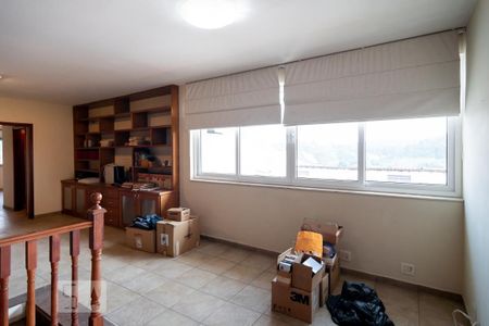 Casa à venda com 600m², 4 quartos e 7 vagasSala Íntima