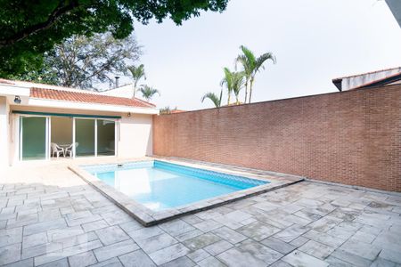 Casa à venda com 600m², 4 quartos e 7 vagasPiscina