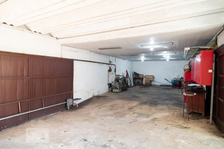 Casa à venda com 600m², 4 quartos e 7 vagasGaragem Lateral