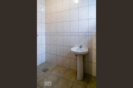 Casa à venda com 600m², 4 quartos e 7 vagasBanheiro Sala Garagem