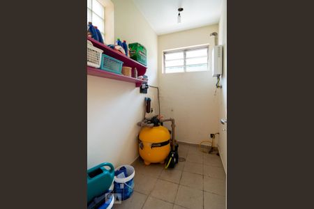 Casa à venda com 600m², 4 quartos e 7 vagasSala de Máquina