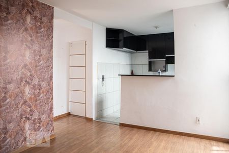 Sala de apartamento para alugar com 2 quartos, 48m² em Industrial Santa Rita, Contagem